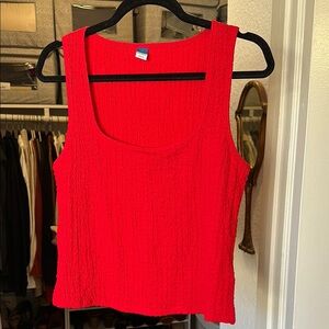 Old Navy Red Textured Cropped Tank Top